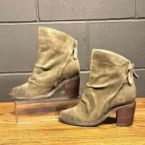 Sbicca Olive Green Suede Ankle Boots 8.5 Chunky Heel Slouchy Boho